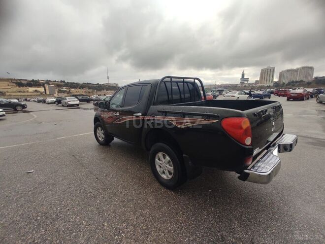 Mitsubishi L200 2012, 510,000 km - 2.5 l - Bakı