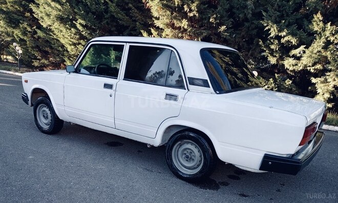 LADA (VAZ) 2107 2005, 11,000 km - 1.6 l - Qazax