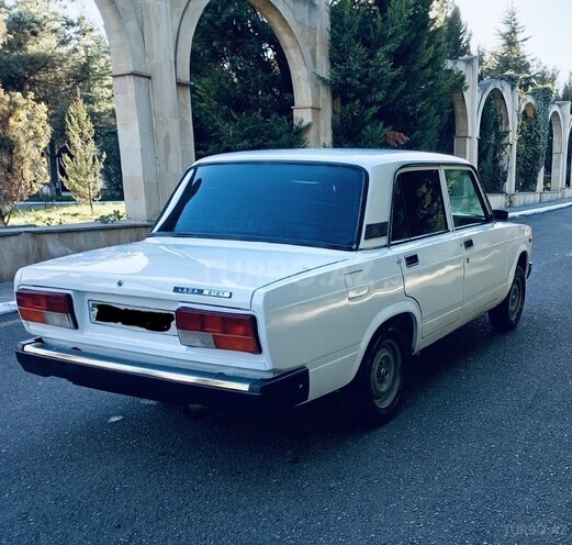 LADA (VAZ) 2107 2005, 11,000 km - 1.6 l - Qazax