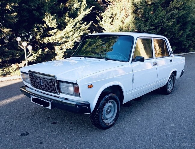 LADA (VAZ) 2107 2005, 11,000 km - 1.6 l - Qazax