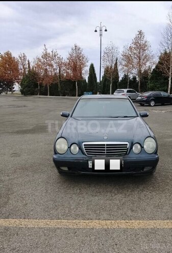 Mercedes E 300 1995, 245,455 km - 3.0 л - Samux