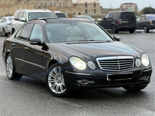 Mercedes E 350 2006, 273,000 km - 3.5 l - Bakı