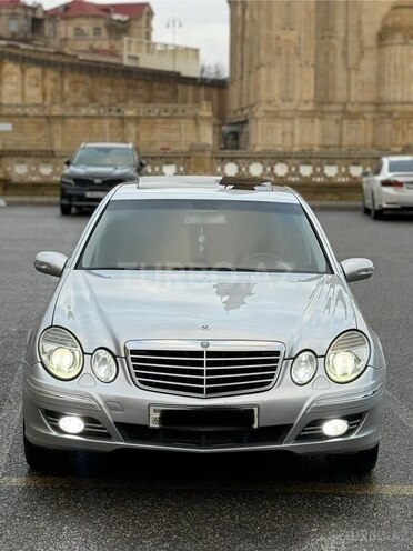 Mercedes E 240 2002, 286,000 km - 2.6 l - Bakı