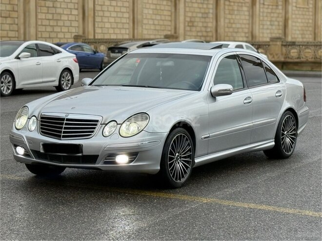 Mercedes E 240 2002, 286,000 km - 2.6 l - Bakı