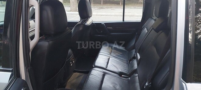 Mitsubishi Pajero 2011, 222,500 km - 3.5 л - Bakı
