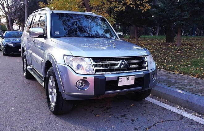 Mitsubishi Pajero 2011, 222,500 km - 3.5 л - Bakı