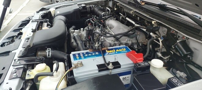 Mitsubishi Pajero 2011, 222,500 km - 3.5 л - Bakı