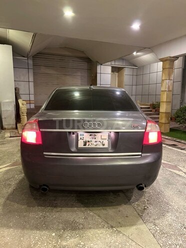 Audi A4 2002, 320,000 km - 1.8 l - Xırdalan