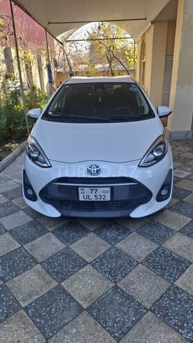 Toyota Aqua 2018, 135,000 km - 1.5 l - Bakı