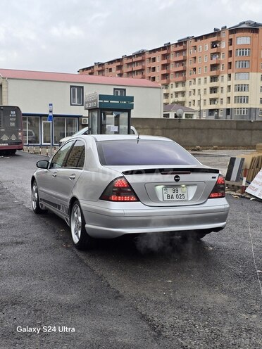 Mercedes C 240 2002, 298,650 km - 2.6 l - Sumqayıt