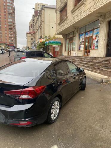 Hyundai Elantra 2019, 80,000 km - 2.0 l - Bakı