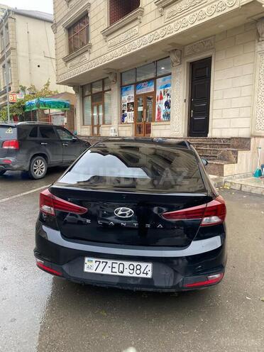 Hyundai Elantra 2019, 80,000 km - 2.0 l - Bakı