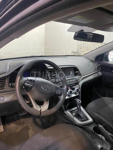 Hyundai Elantra 2019, 80,000 km - 2.0 l - Bakı