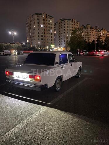LADA (VAZ) 2107 1998, 80,000 km - 1.6 l - Quba