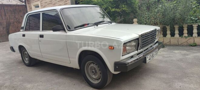 LADA (VAZ) 2107 1998, 80,000 km - 1.6 l - Quba