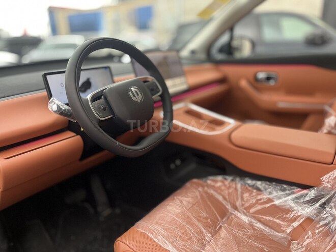 Leapmotor C16-16
