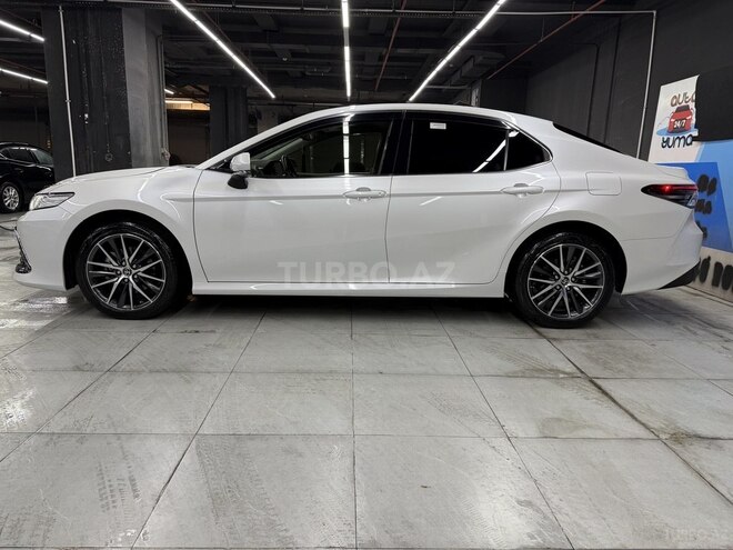 Toyota Camry 2022, 75,800 km - 2.5 l - Bakı