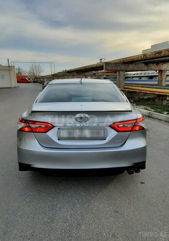 Toyota Camry-2