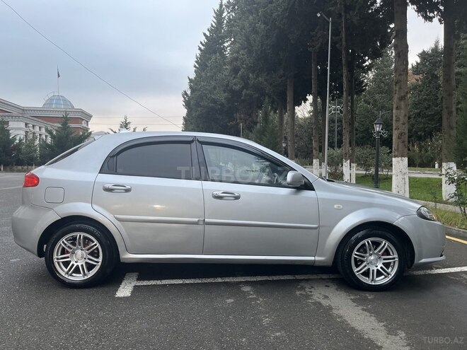 Chevrolet Lacetti 2006, 290,000 km - 1.4 l - Masallı