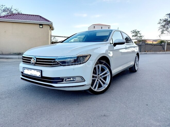Volkswagen Passat-2