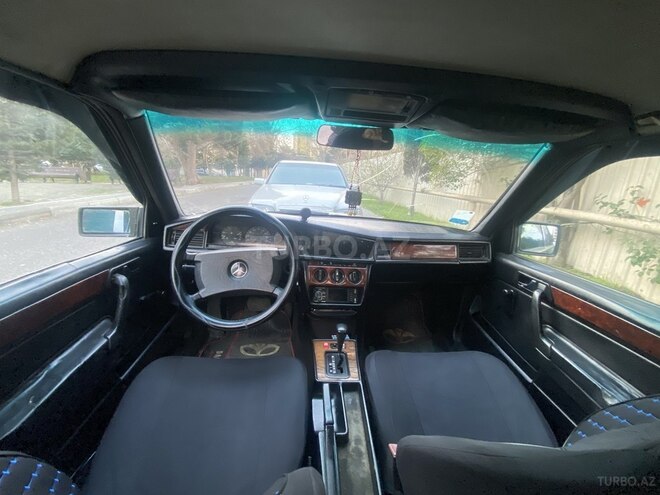 Mercedes 190 1992, 240,544 km - 1.8 л - Bakı