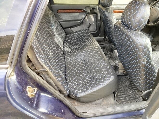 Opel Vectra 1995, 560,000 km - 1.8 l - Zaqatala