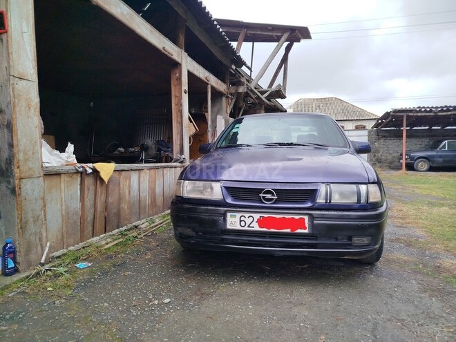 Opel Vectra 1995, 560,000 km - 1.8 l - Zaqatala
