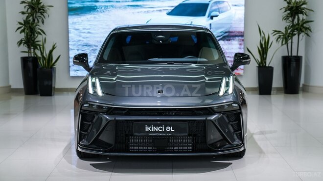 Lynk & Co 03-2