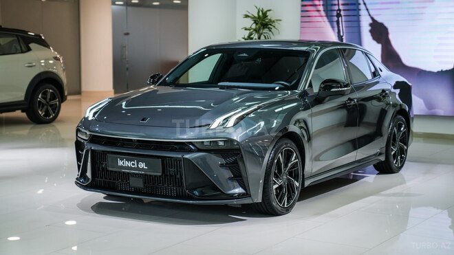 Lynk & Co 03-1