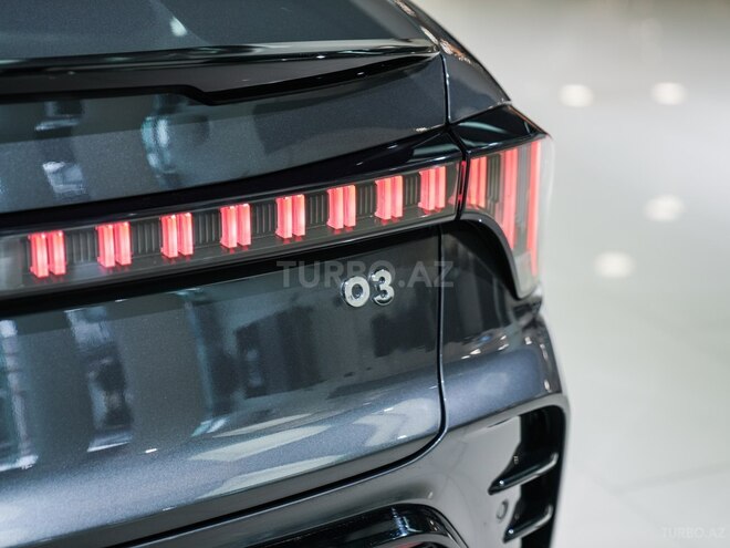 Lynk & Co 03-9