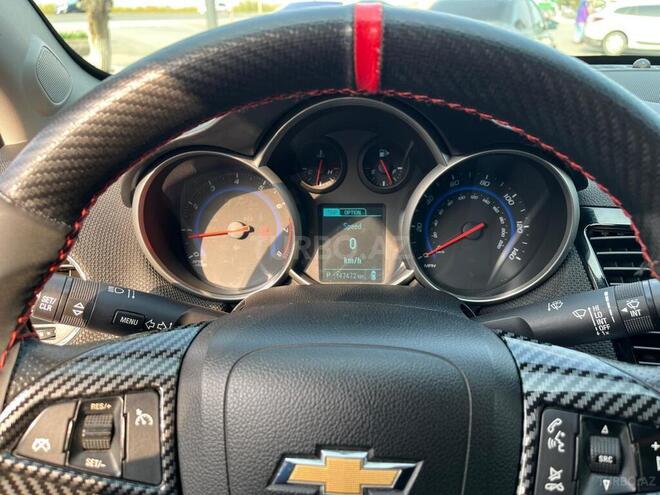 Chevrolet Cruze-9
