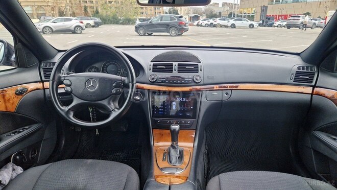 Mercedes E 220 2006, 380,000 km - 2.2 l - Bakı