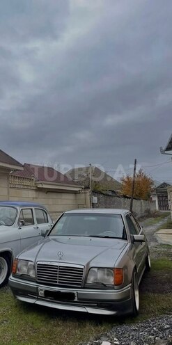 Mercedes E 300 1993, 395,000 km - 3.0 l - Bakı