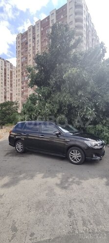 Toyota Corolla Fielder-4