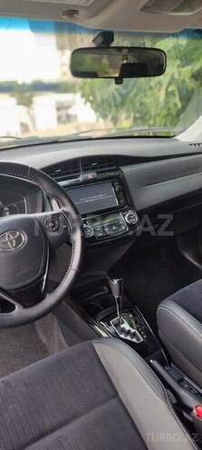 Toyota Corolla Fielder-5