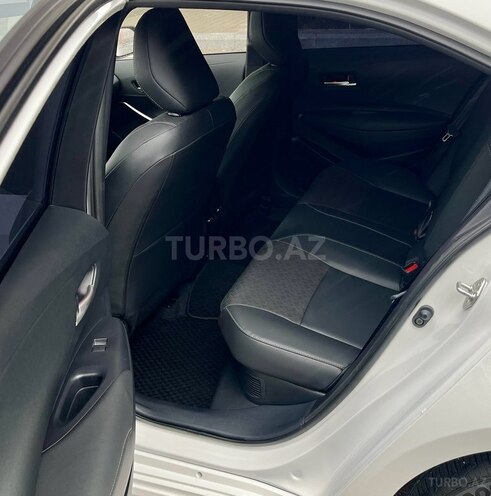 Toyota Corolla 2024, 20,500 km - 1.8 l - Bakı