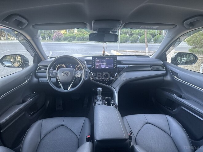 Toyota Camry-4