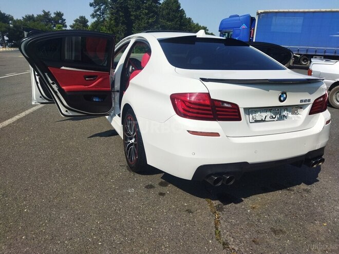 BMW 528 2015, 170,000 km - 2.0 l - Qax