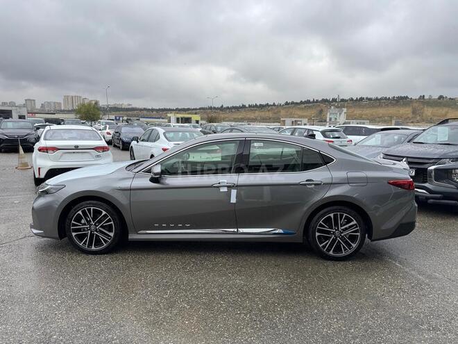 Toyota Camry-7