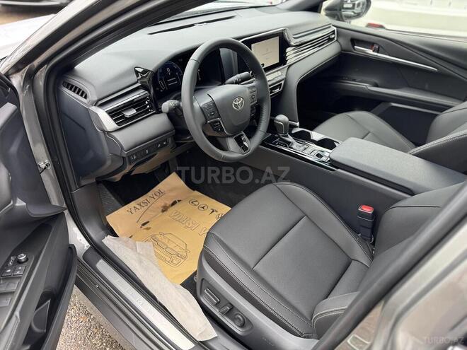 Toyota Camry-10