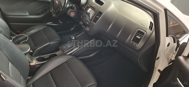 Kia K3 2015, 180,000 km - 1.6 l - Bakı