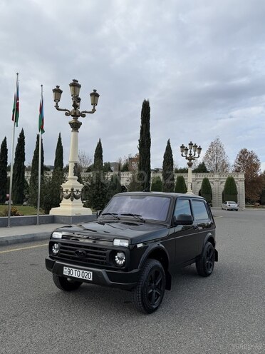 LADA (VAZ) Niva 2025, 10,000 km - 1.7 л - Gəncə