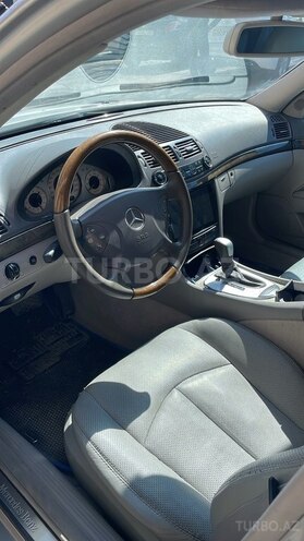Mercedes E 320 2002, 335,000 km - 3.2 l - Bakı