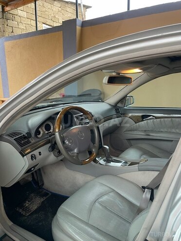 Mercedes E 320 2002, 335,000 km - 3.2 l - Bakı