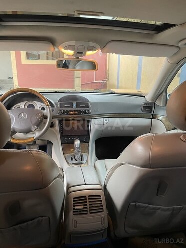 Mercedes E 320 2002, 335,000 km - 3.2 l - Bakı