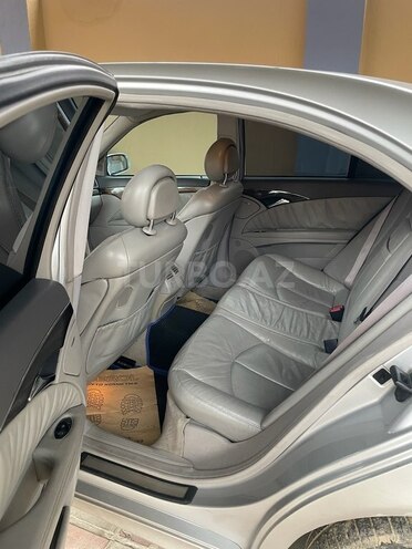 Mercedes E 320 2002, 335,000 km - 3.2 l - Bakı