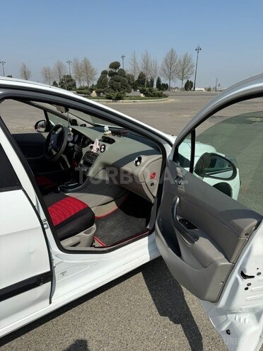 Peugeot 308-9