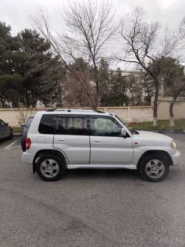 Mitsubishi Pajero io 2001, 320,000 km - 2.0 l - Sumqayıt