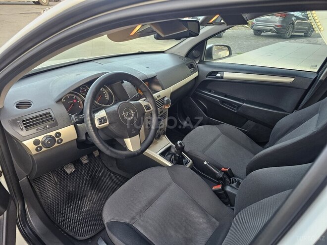 Opel Astra 2008, 267,003 km - 1.3 l - Qəbələ