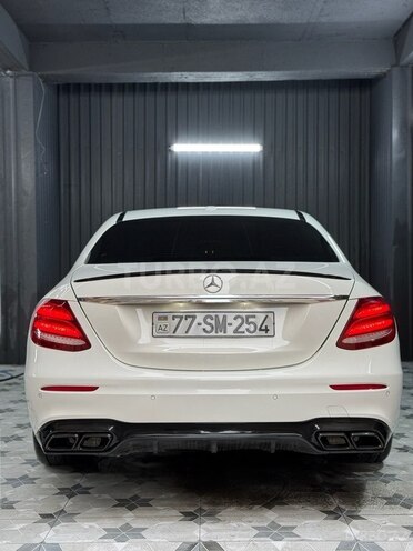 Mercedes E 300-4
